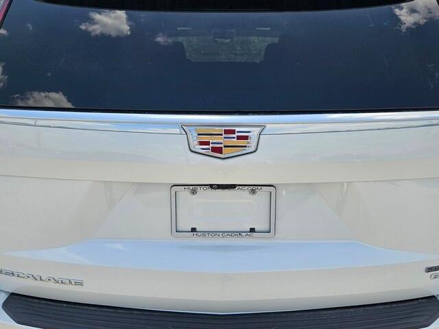 used 2024 Cadillac Escalade car, priced at $80,324