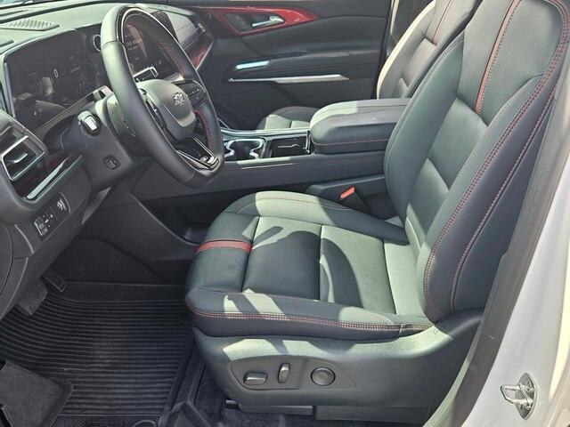 used 2024 Chevrolet Traverse car, priced at $51,585