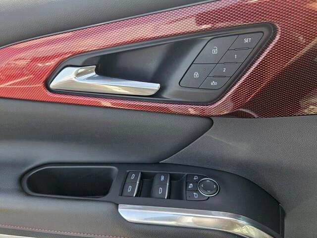used 2024 Chevrolet Traverse car, priced at $51,585