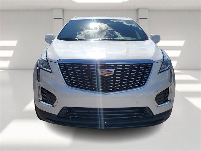 new 2025 Cadillac XT5 car, priced at $45,915