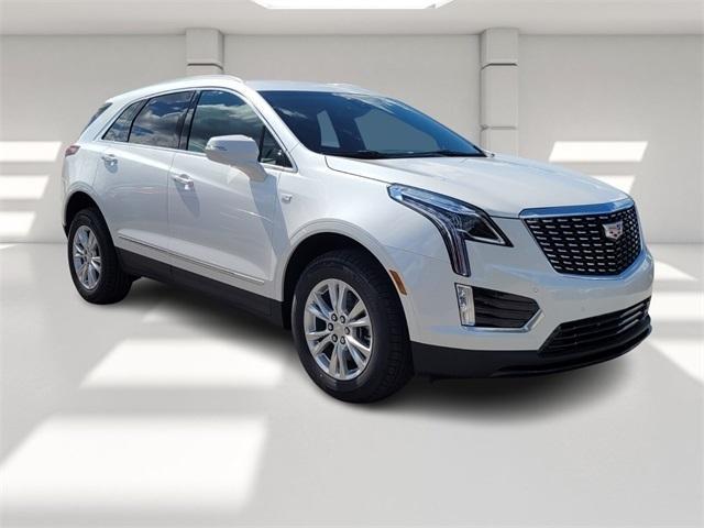 new 2025 Cadillac XT5 car, priced at $41,546