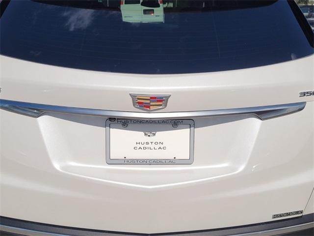new 2025 Cadillac XT5 car, priced at $41,546