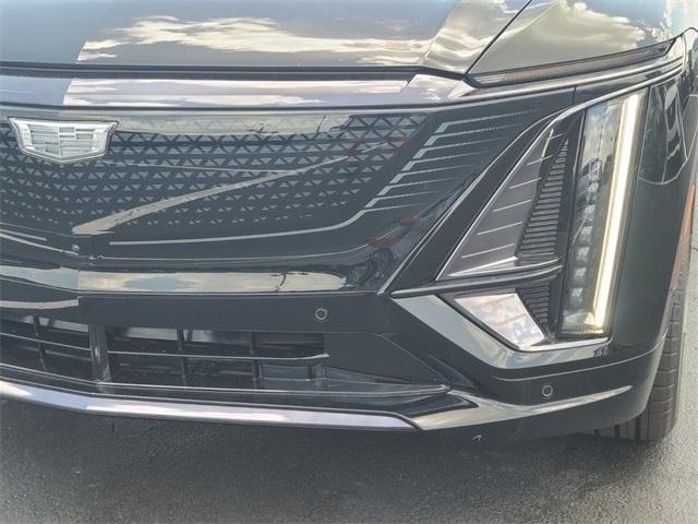 new 2025 Cadillac LYRIQ car, priced at $62,914