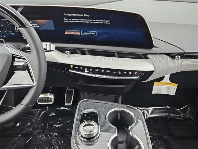 new 2025 Cadillac OPTIQ car, priced at $52,390