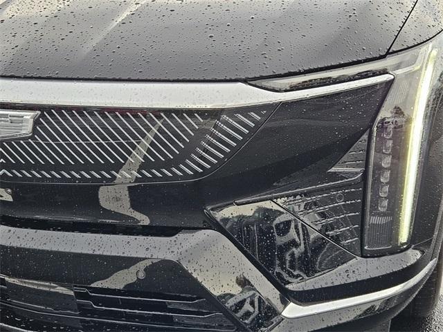 new 2025 Cadillac OPTIQ car, priced at $52,390