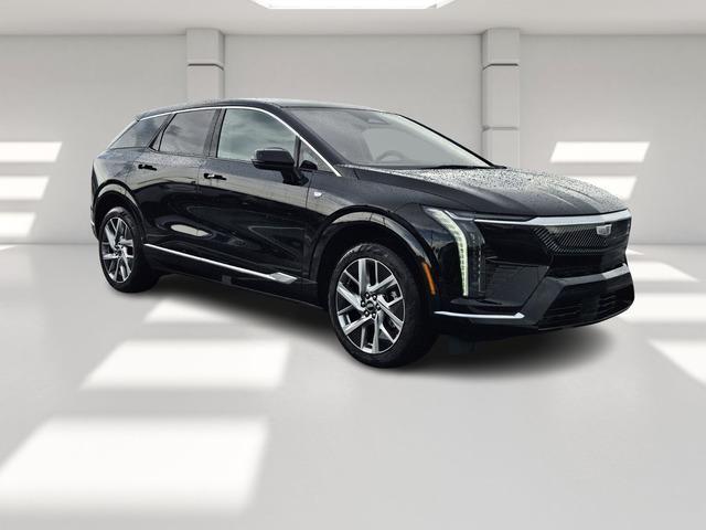 new 2025 Cadillac OPTIQ car, priced at $52,390