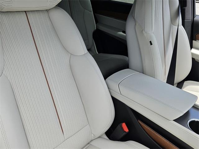 new 2026 Cadillac VISTIQ car, priced at $78,315