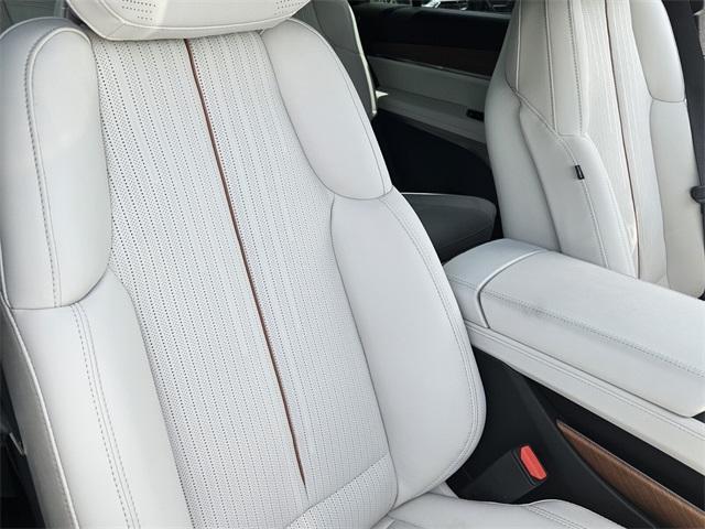 new 2026 Cadillac VISTIQ car, priced at $79,189