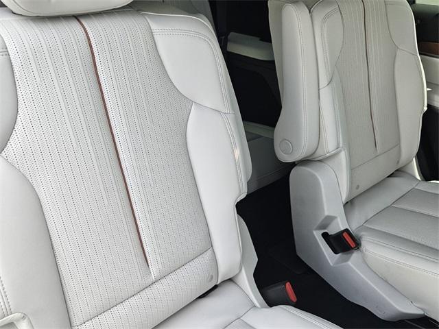 new 2026 Cadillac VISTIQ car, priced at $79,189