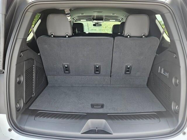 new 2025 GMC Yukon car, priced at $72,694