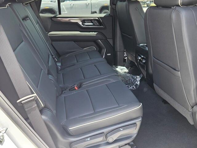 new 2025 GMC Yukon car, priced at $72,694