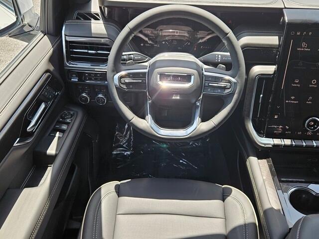 new 2025 GMC Yukon car, priced at $72,694
