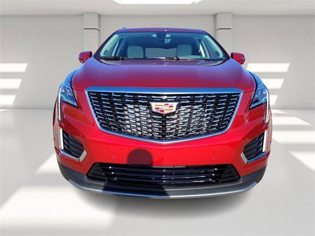 new 2025 Cadillac XT5 car, priced at $56,690