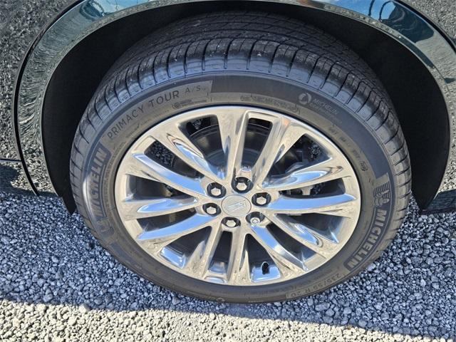 new 2025 Cadillac XT6 car, priced at $71,814