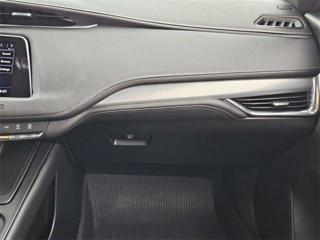 used 2021 Cadillac XT4 car, priced at $24,991