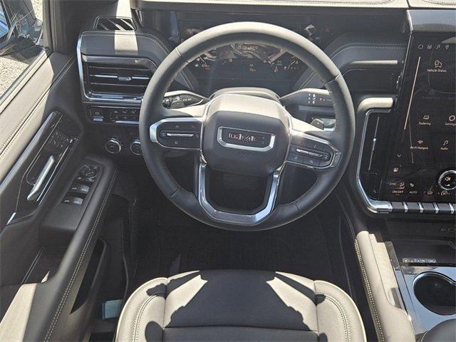 new 2025 GMC Yukon XL car, priced at $78,134
