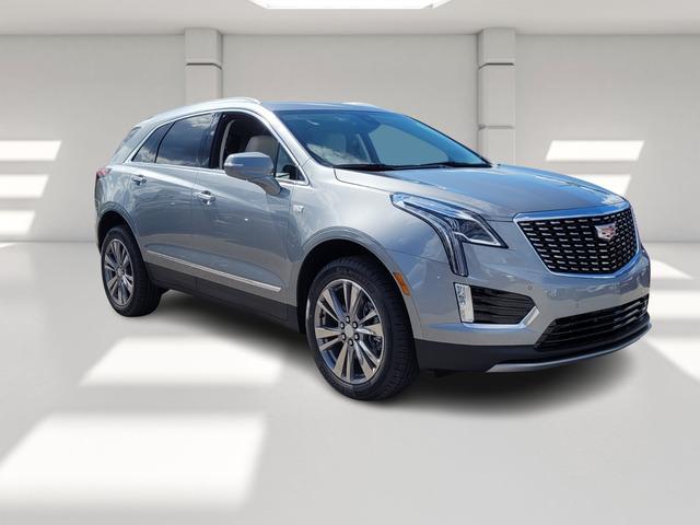 new 2025 Cadillac XT5 car, priced at $50,990