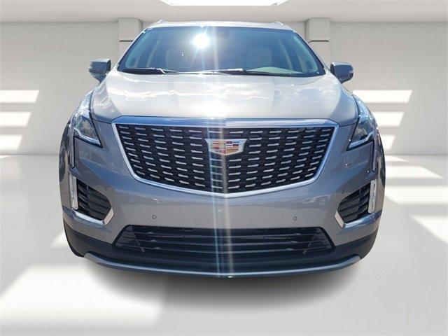 new 2025 Cadillac XT5 car, priced at $50,990