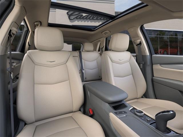 new 2025 Cadillac XT5 car, priced at $51,090