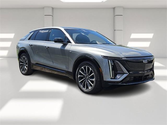 new 2025 Cadillac LYRIQ car, priced at $67,090