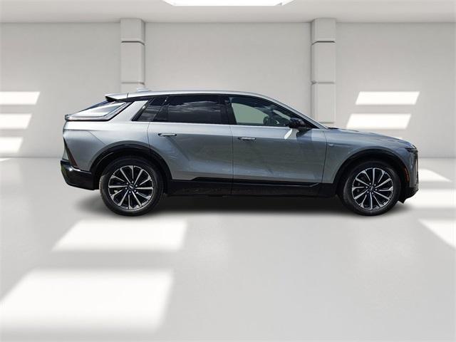 new 2025 Cadillac LYRIQ car, priced at $67,090