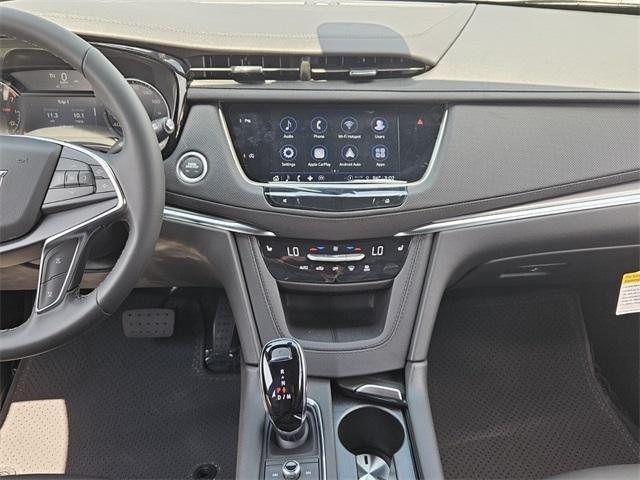 new 2025 Cadillac XT5 car, priced at $42,090