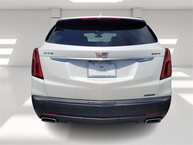 new 2024 Cadillac XT5 car, priced at $44,515