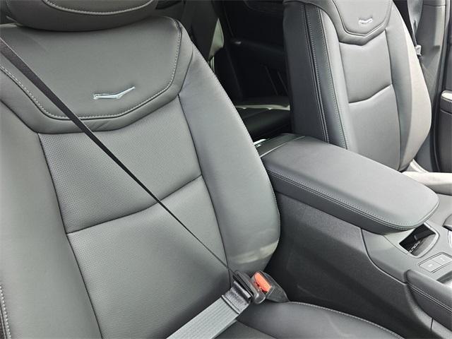 new 2025 Cadillac XT5 car, priced at $64,814