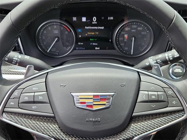 new 2025 Cadillac XT5 car, priced at $64,814