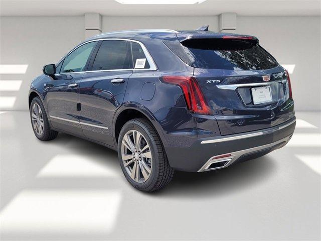 new 2024 Cadillac XT5 car