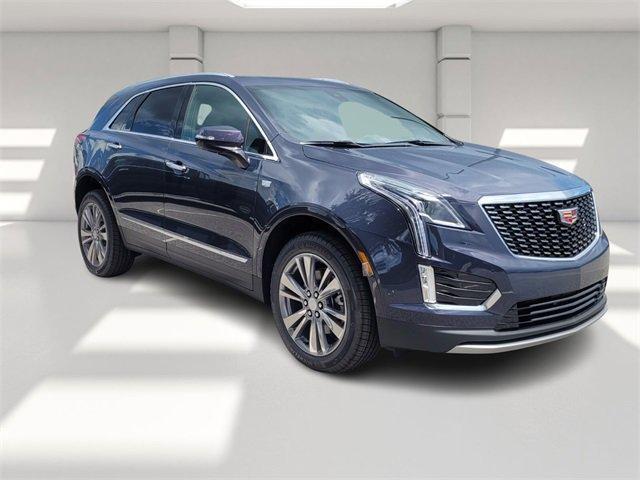 new 2024 Cadillac XT5 car