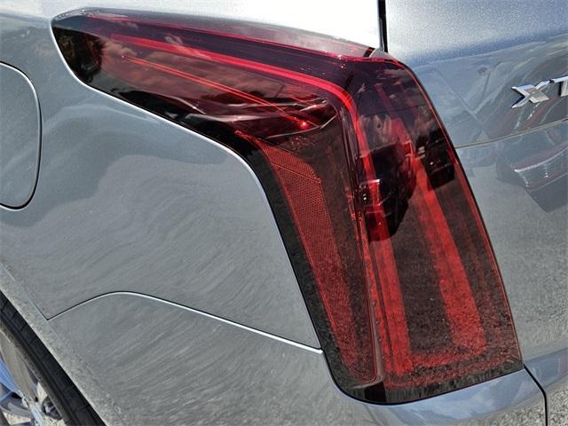 new 2025 Cadillac XT5 car, priced at $56,140