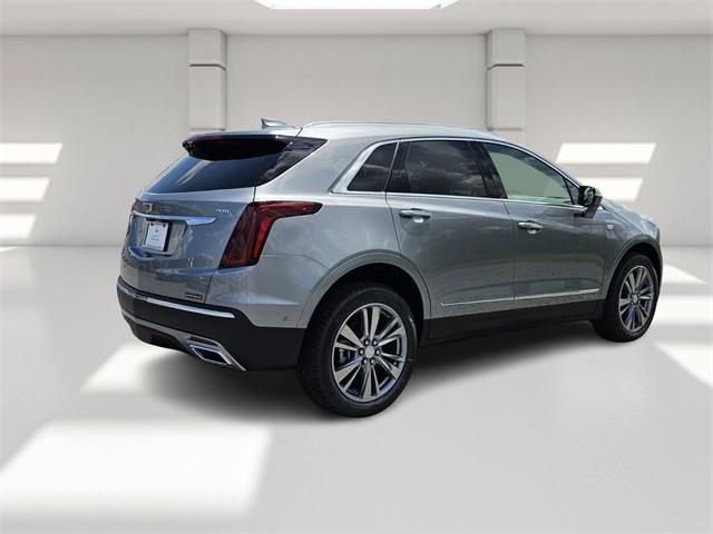 new 2025 Cadillac XT5 car, priced at $56,140