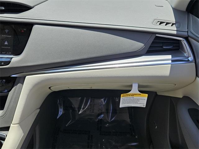 new 2025 Cadillac XT5 car, priced at $56,140