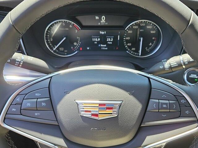 new 2025 Cadillac XT5 car, priced at $45,315
