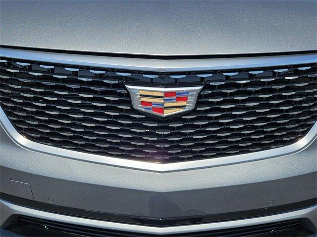 new 2025 Cadillac XT6 car, priced at $48,690