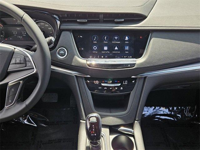 new 2025 Cadillac XT5 car, priced at $46,015