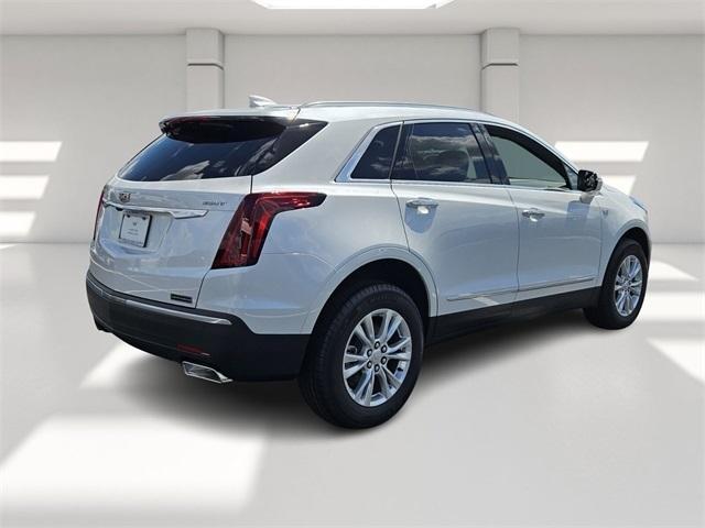 new 2025 Cadillac XT5 car, priced at $46,015