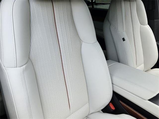 new 2026 Cadillac VISTIQ car, priced at $78,515
