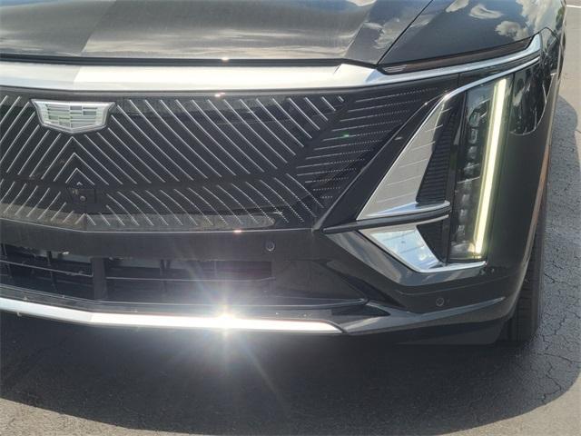 new 2025 Cadillac LYRIQ car, priced at $62,115