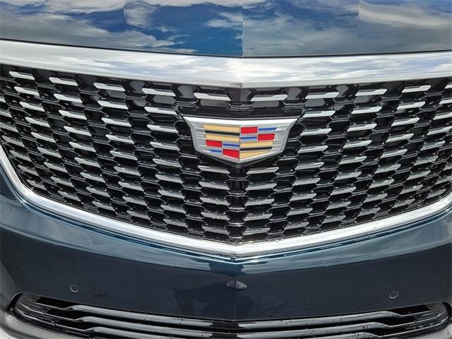 new 2025 Cadillac XT5 car, priced at $53,990