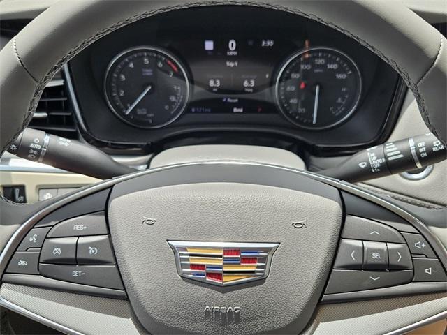 new 2025 Cadillac XT5 car, priced at $53,990