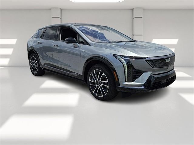 new 2025 Cadillac OPTIQ car, priced at $53,615
