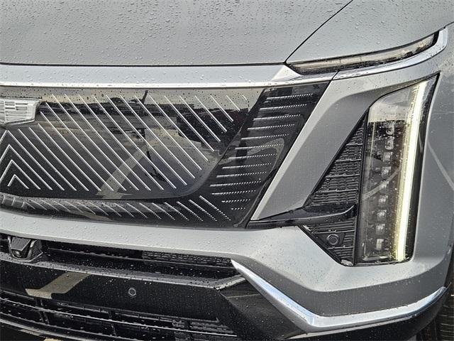 new 2026 Cadillac VISTIQ car, priced at $80,169