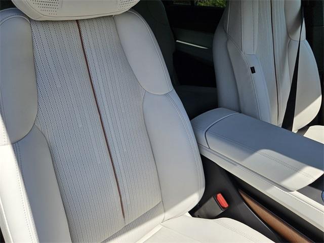 new 2026 Cadillac VISTIQ car, priced at $80,169