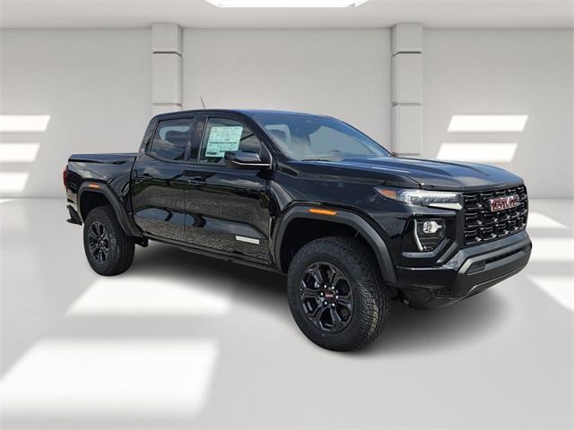 new 2025 GMC Canyon car, priced at $40,590