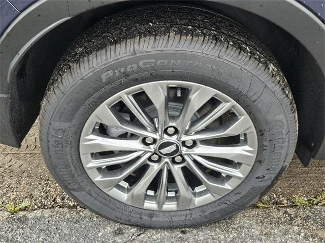 new 2025 Cadillac XT4 car, priced at $41,545