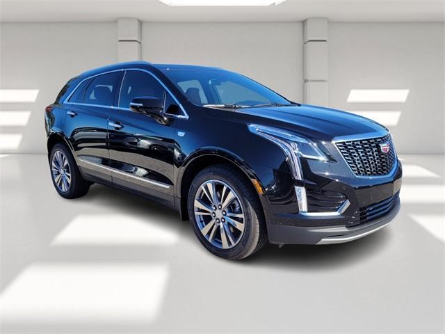 new 2025 Cadillac XT5 car, priced at $53,815