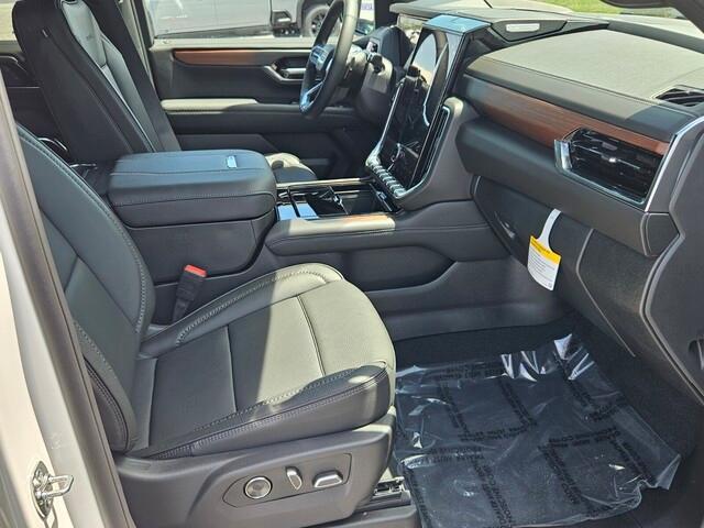 new 2025 GMC Yukon car, priced at $85,019