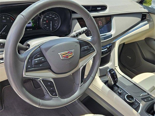 used 2022 Cadillac XT5 car, priced at $32,877
